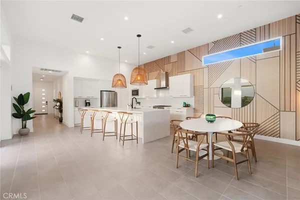 $949,000 | 761 Nugget Lane, Palm Springs, CA 92262