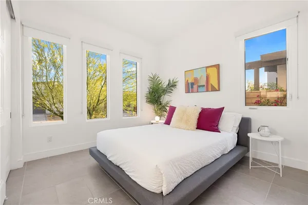 $949,000 | 761 Nugget Lane, Palm Springs, CA 92262