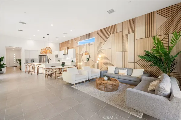 $949,000 | 761 Nugget Lane, Palm Springs, CA 92262