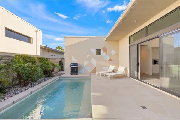 $949,000 | 761 Nugget Lane, Palm Springs, CA 92262