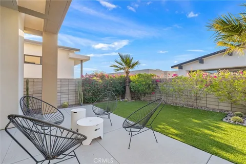 $949,000 | 761 Nugget Lane, Palm Springs, CA 92262