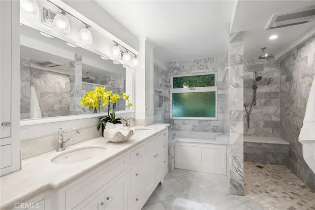 $6,995,000 | 301 Evening Canyon Road, Corona del Mar, CA 92625