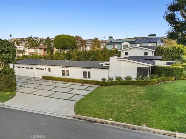 $6,995,000 | 301 Evening Canyon Road, Corona del Mar, CA 92625