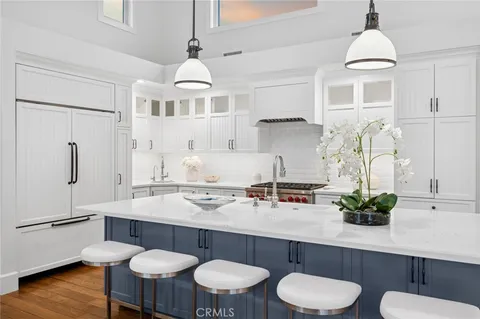 $6,995,000 | 301 Evening Canyon Road, Corona del Mar, CA 92625