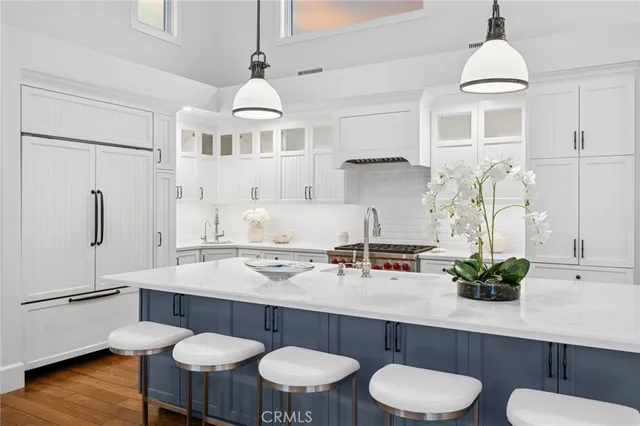 $6,995,000 | 301 Evening Canyon Road, Corona del Mar, CA 92625