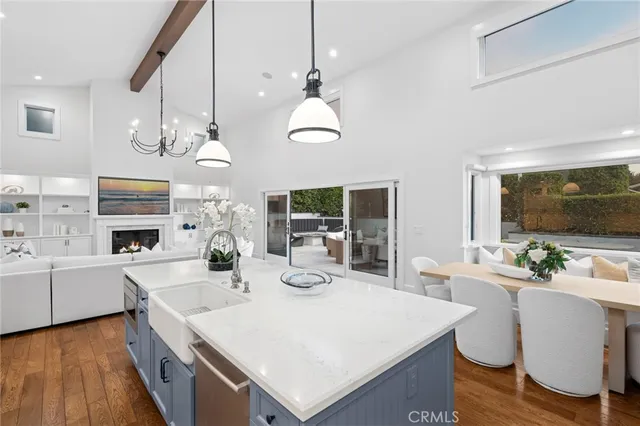 $6,995,000 | 301 Evening Canyon Road, Corona del Mar, CA 92625
