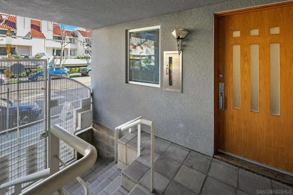 $5,895 | 706 Kettner Boulevard, San Diego, CA 92101