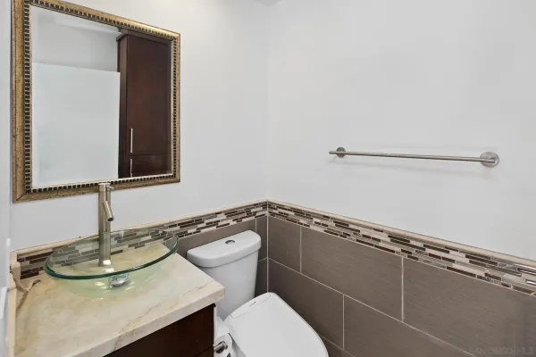 $5,895 | 706 Kettner Boulevard, San Diego, CA 92101