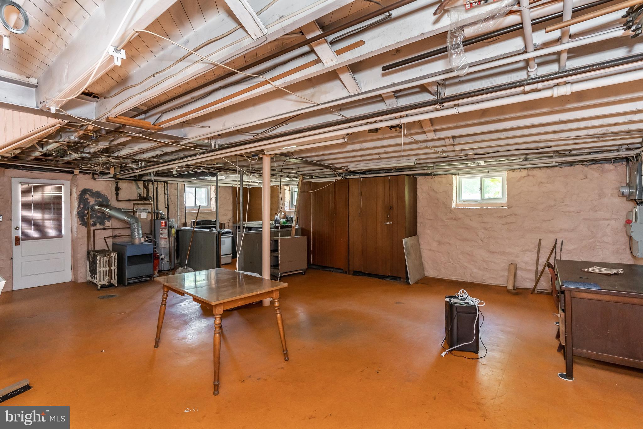 137 Cherrydell Road Baltimore, MD 21228 - Photo 32 of 44 Spacious basement
