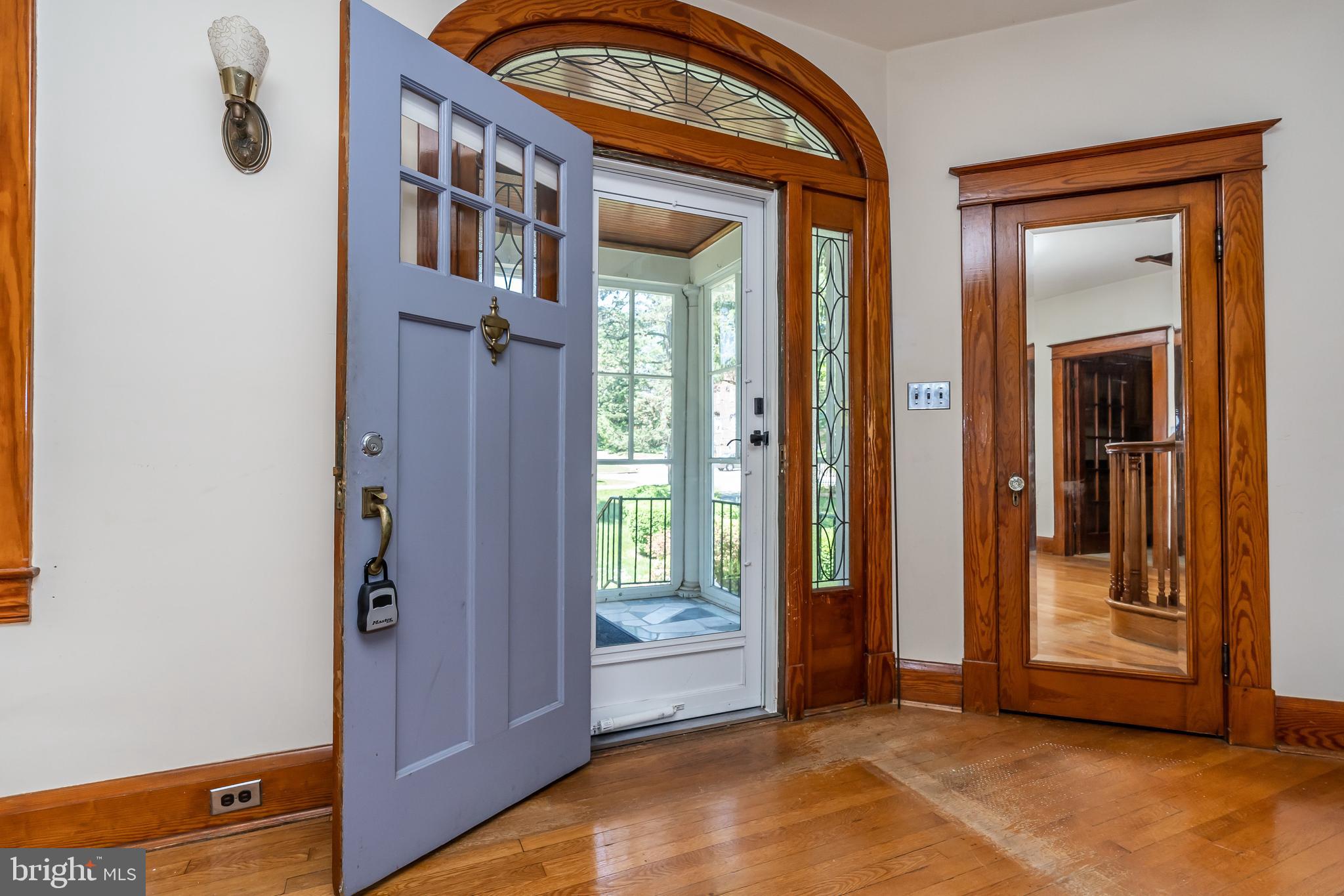 137 Cherrydell Road Baltimore, MD 21228 - Photo 7 of 44