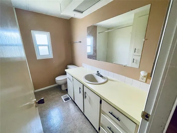 $140,000 | 140 Mountain Fir Drive, Palm Harbor, FL 34684