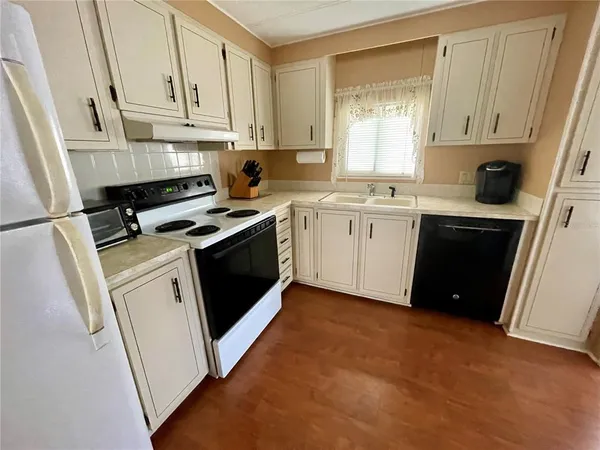 $140,000 | 140 Mountain Fir Drive, Palm Harbor, FL 34684