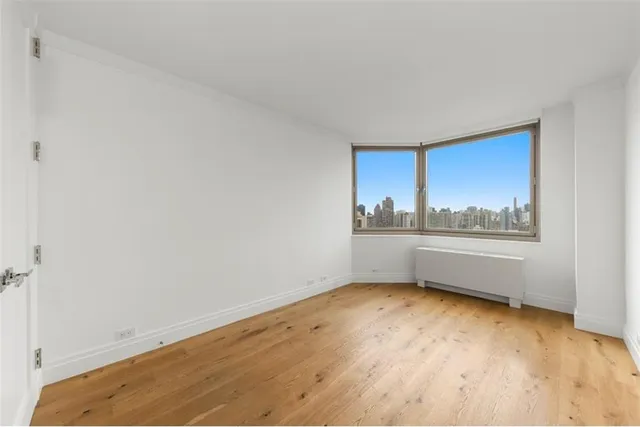 $17,695 | 201 East 86th Street, Unit 33F | Upper East Side
