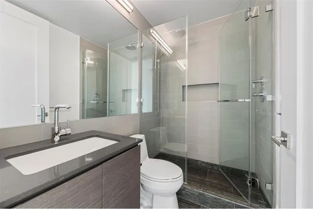 $17,695 | 201 East 86th Street, Unit 33F | Upper East Side