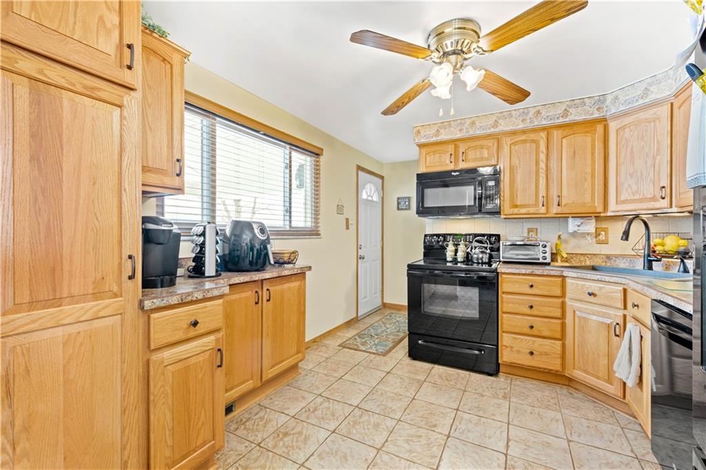 2041 Ridge Road McKeesport, PA 15135 - Photo 8 of 25 Gallery Image 8
