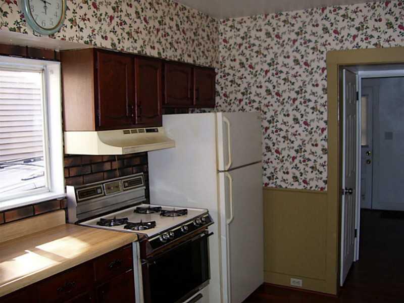 236 Provost Road Pittsburgh, PA 15234 - Photo 7 of 15 Kitchen.
