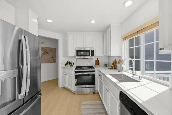 $998,000 | 129 Outlook Circle, Pacifica, CA 94044