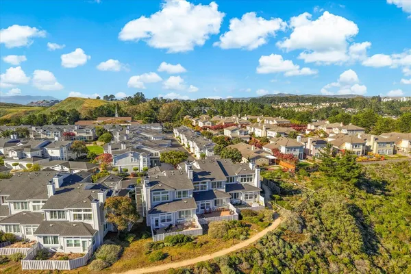 $998,000 | 129 Outlook Circle, Pacifica, CA 94044