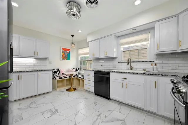 $3,700 | 3413 Westcliff Road South, Fort Worth, TX 76109