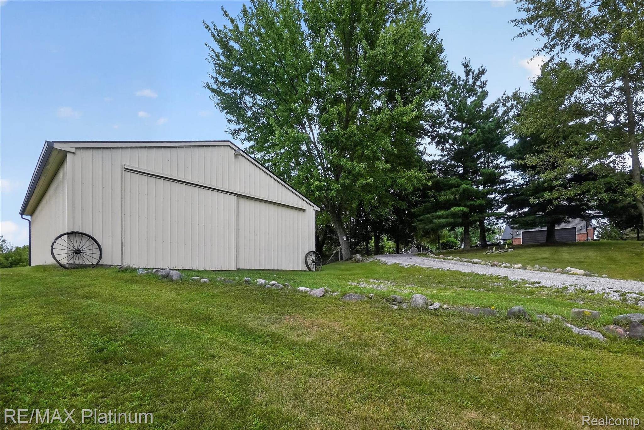 4457 Bradley Road Gregory, MI 48137 - Photo 48 of 79 55-4457-Bradley-Rd-WindowStill.jpg