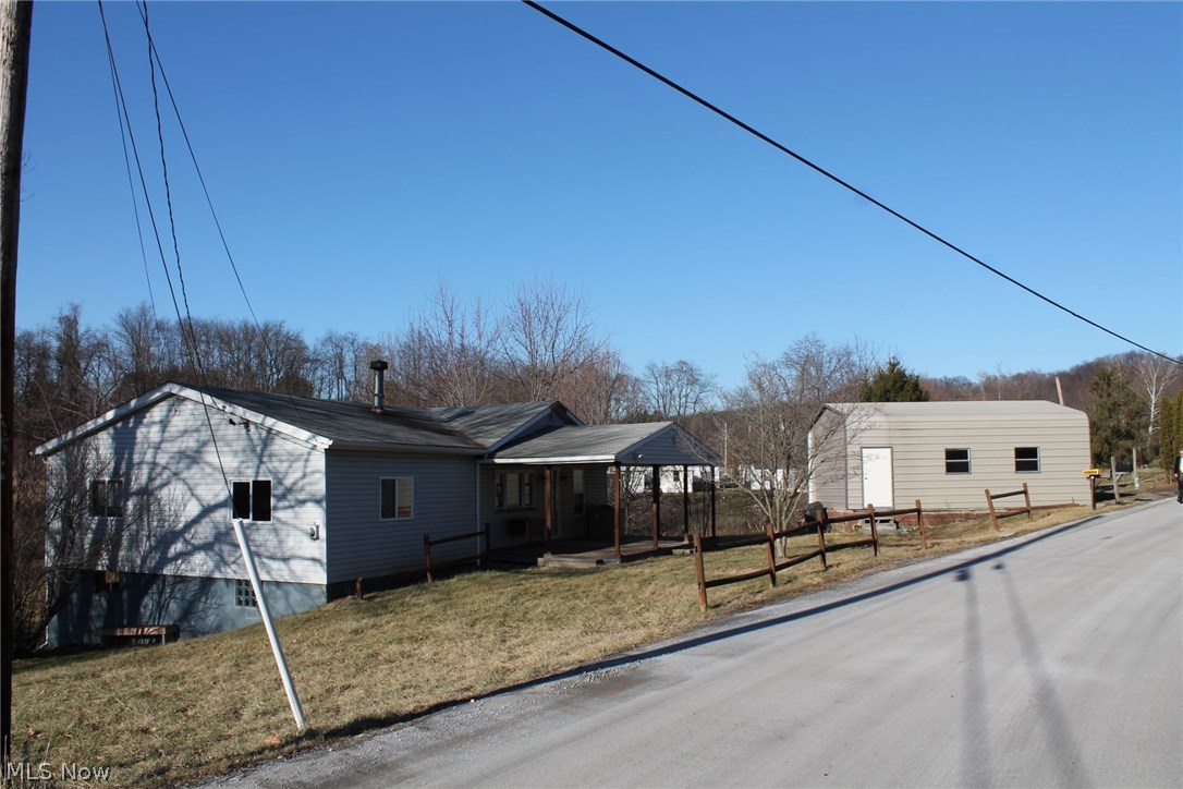 835 Johnsonville Road Chester, WV 26034 - Photo 3 of 31 Gallery Image 3