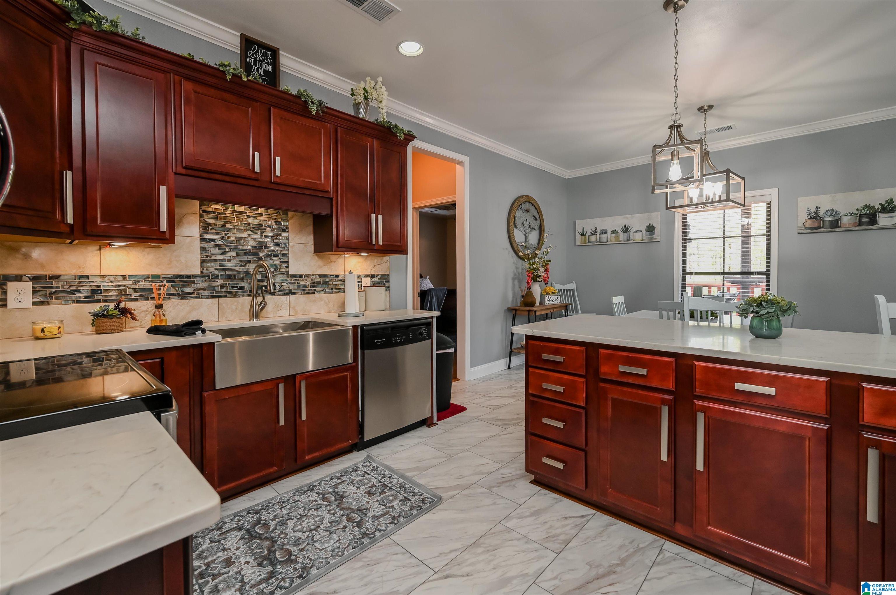 491 Reid Road Dora, AL 35062 - Photo 13 of 45