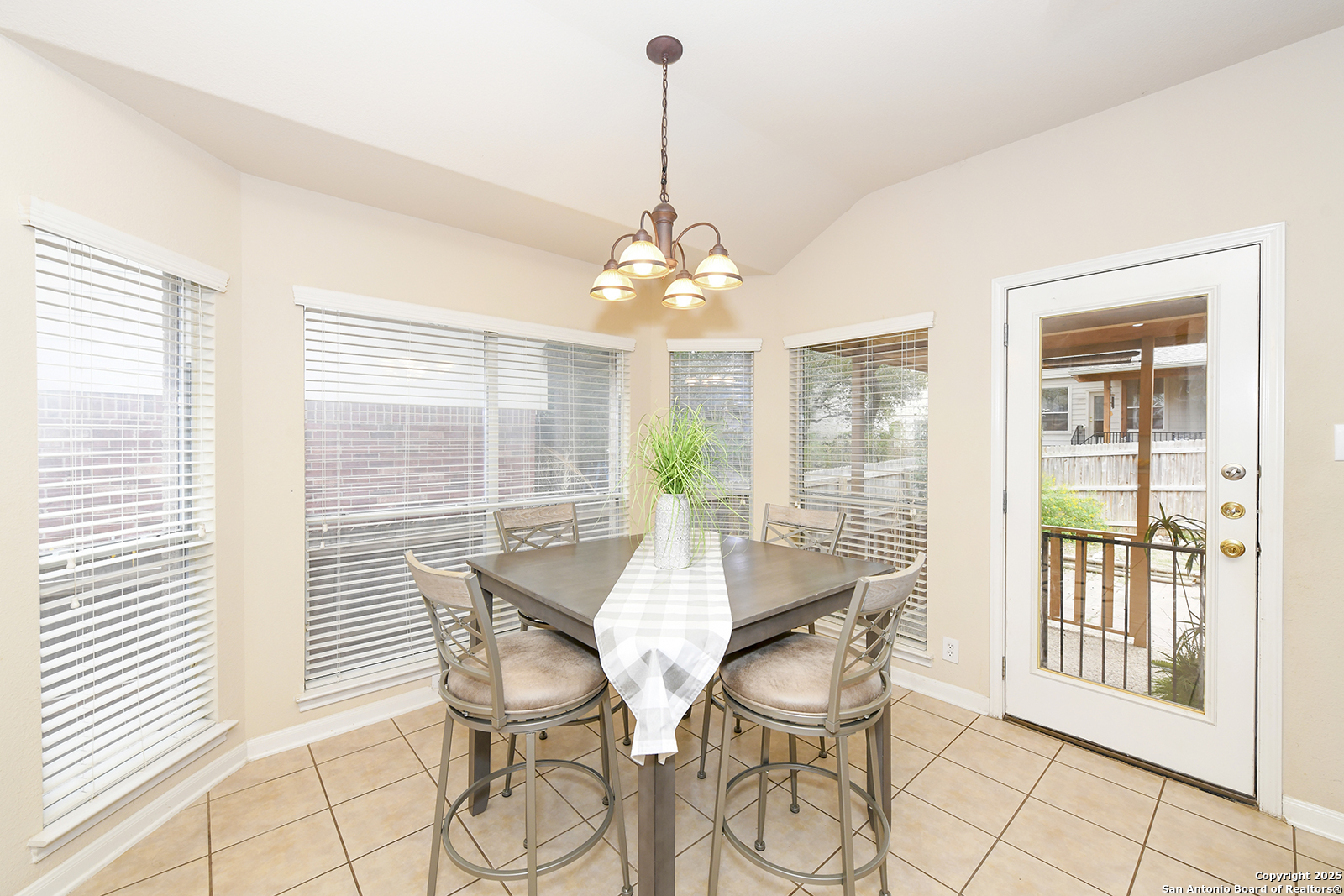 23539 Enchanted Fall San Antonio, TX 78260 - Photo 16 of 32