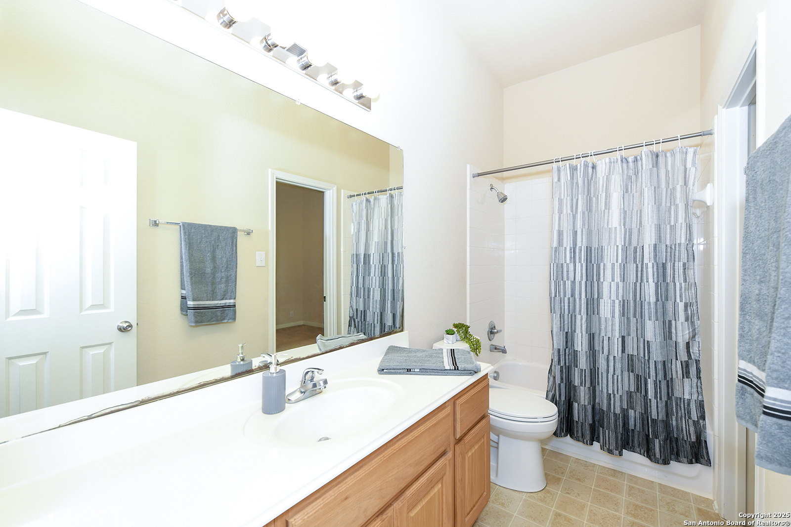 23539 Enchanted Fall San Antonio, TX 78260 - Photo 23 of 32