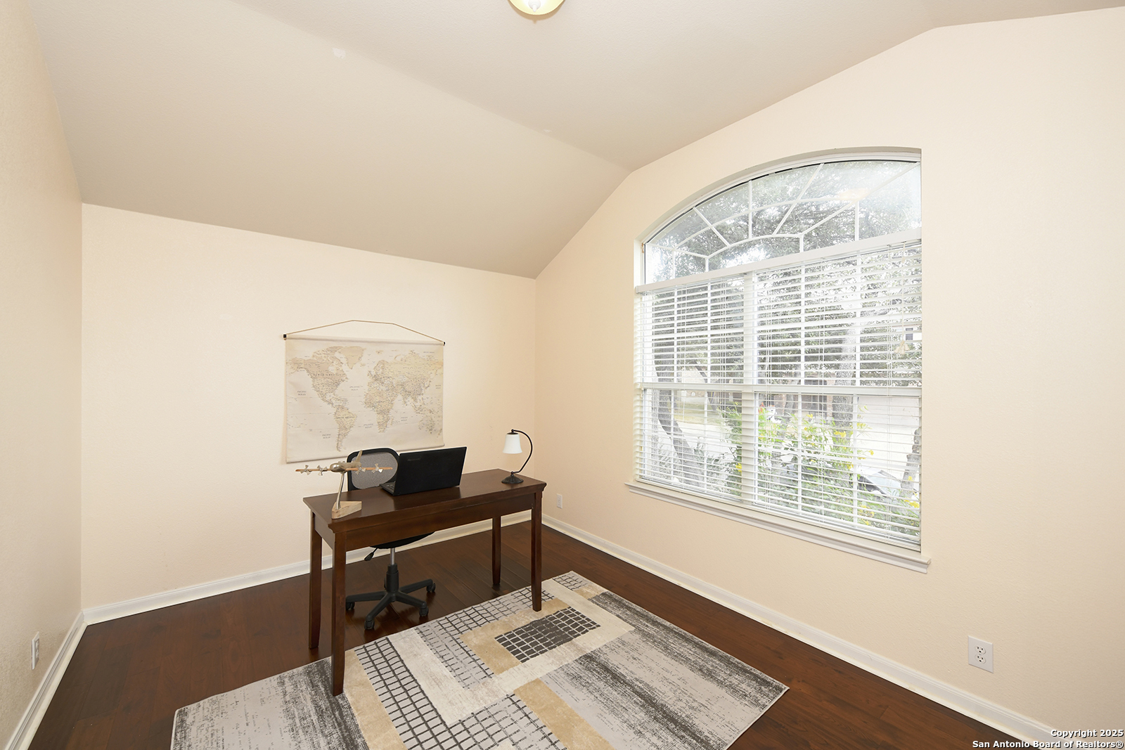 23539 Enchanted Fall San Antonio, TX 78260 - Photo 6 of 32