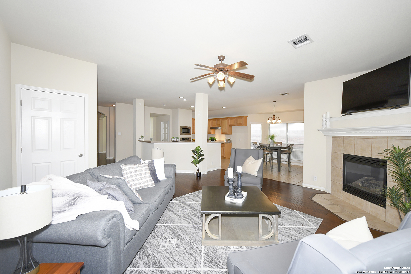 23539 Enchanted Fall San Antonio, TX 78260 - Photo 10 of 32