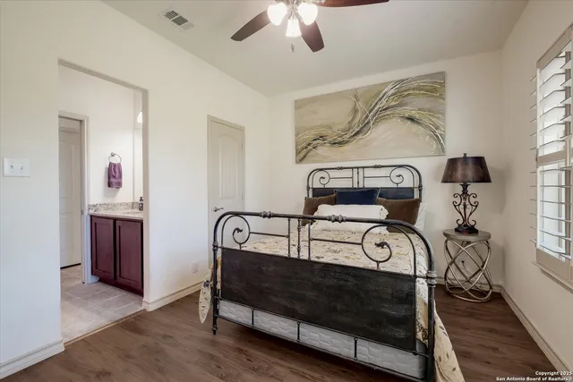 $479,900 | 240 Roy Nichols, Blanco, TX 78606