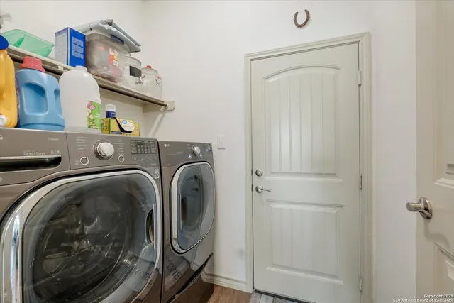 $479,900 | 240 Roy Nichols, Blanco, TX 78606