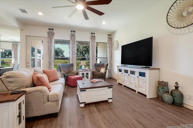 $479,900 | 240 Roy Nichols, Blanco, TX 78606