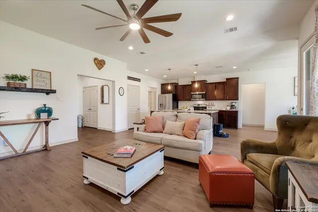 $479,900 | 240 Roy Nichols, Blanco, TX 78606