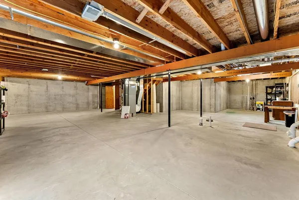 $289,900 | 206 Brookview Lane, Durant, IA 52747