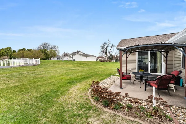 $289,900 | 206 Brookview Lane, Durant, IA 52747