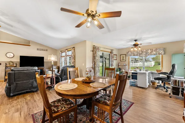 $289,900 | 206 Brookview Lane, Durant, IA 52747