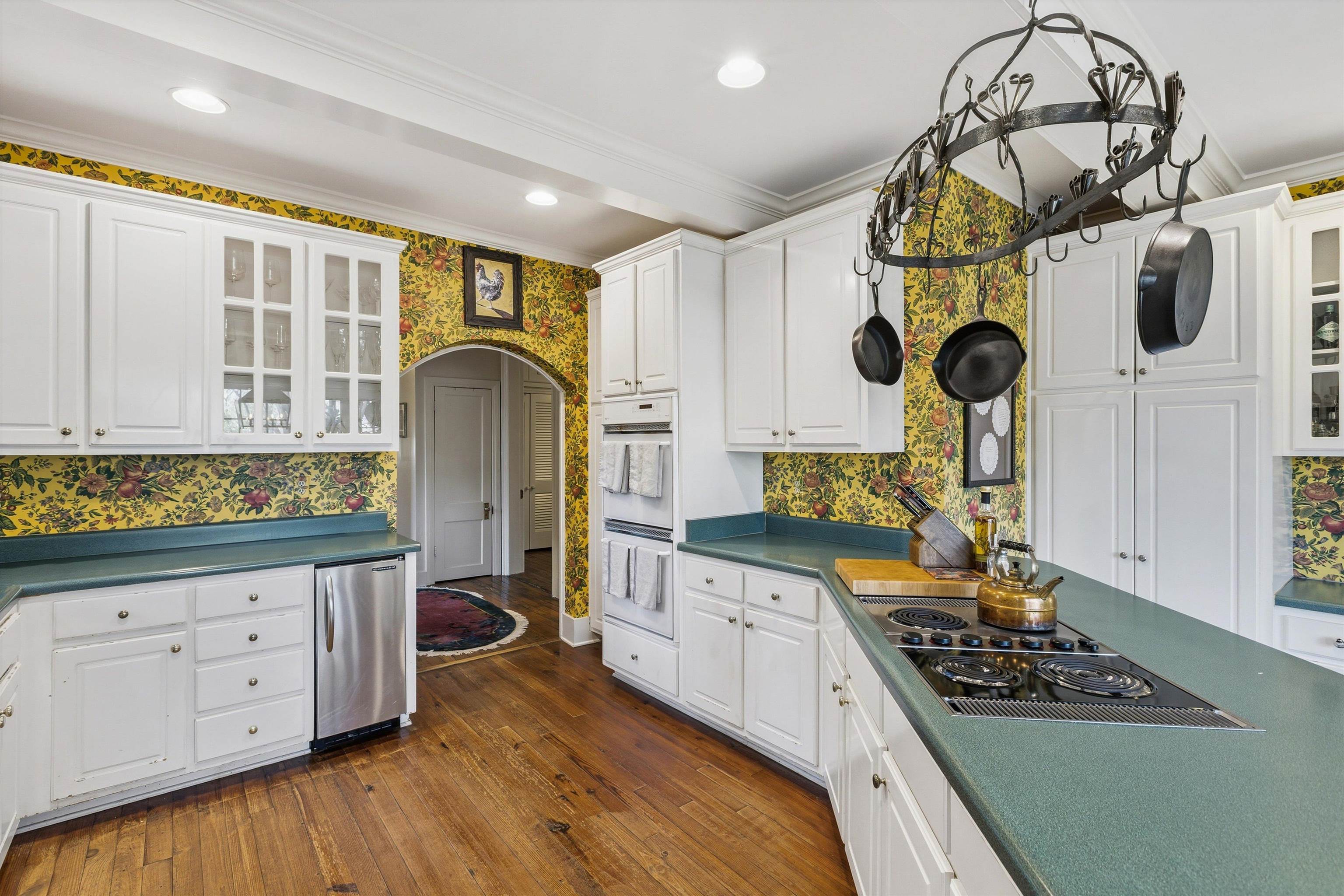 8516 Dogwood Road Germantown, TN 38139 - Photo 12 of 40 Lots of counter space