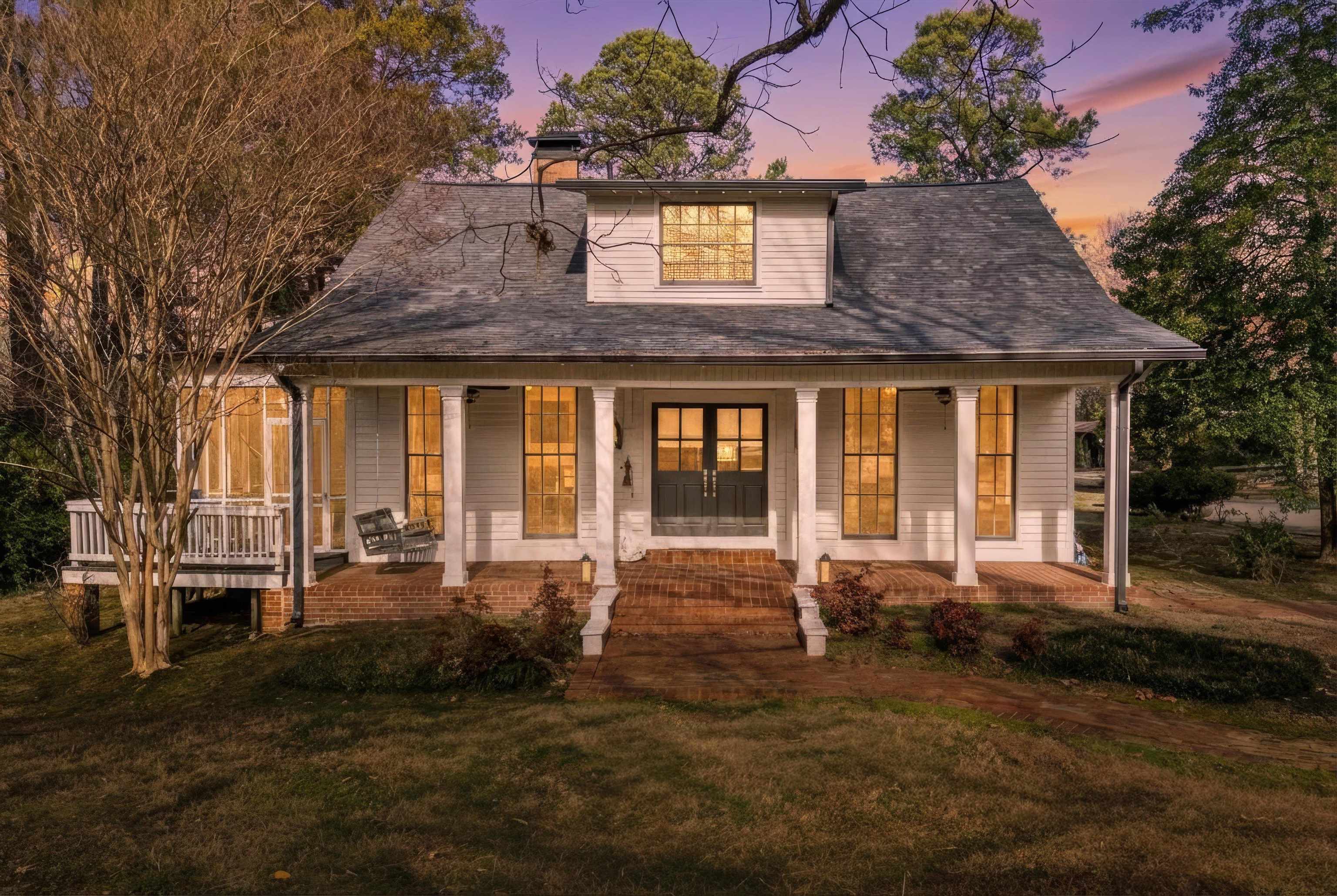 8516 Dogwood Road Germantown, TN 38139 - Photo 2 of 40