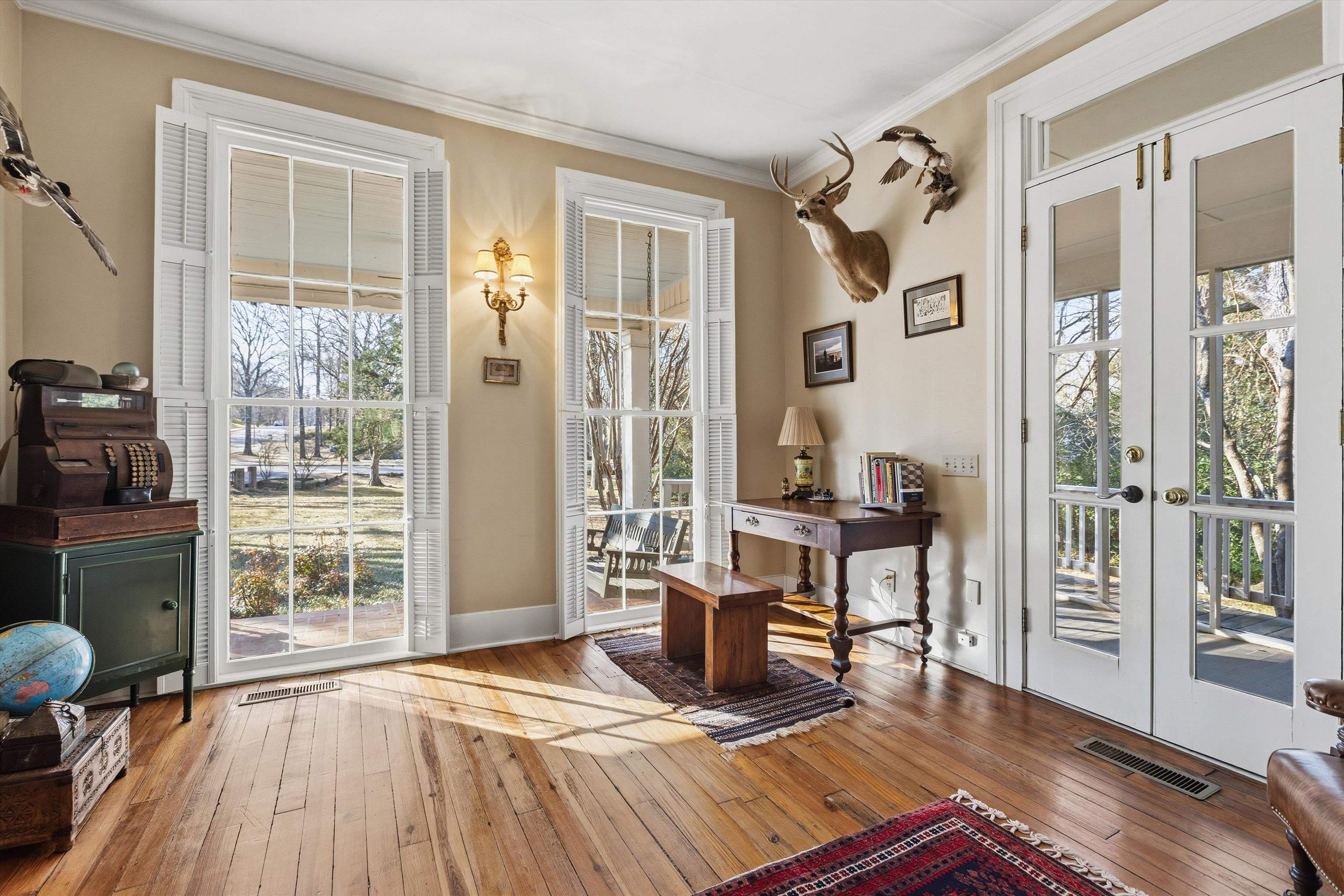 8516 Dogwood Road Germantown, TN 38139 - Photo 6 of 40 Access to screened porch through French doors.