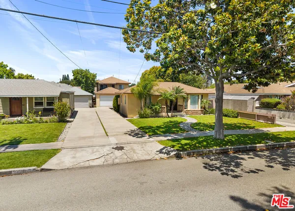 $1,440,000 | 937 East Palmyra Avenue, Orange, CA 92866