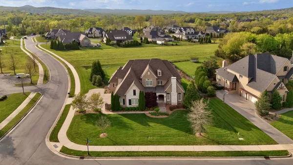 $2,279,000 | 1811 Morgan Farms Way, Brentwood, TN 37027