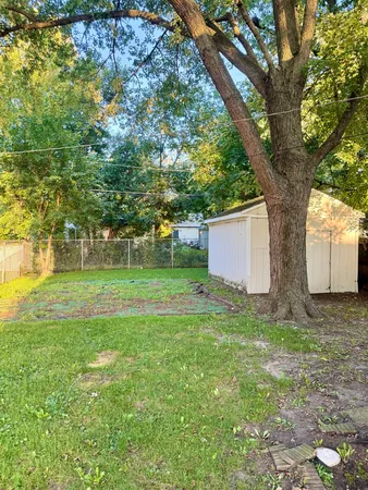 $168,000 | 16919 Western Avenue, Hazel Crest, IL 60429