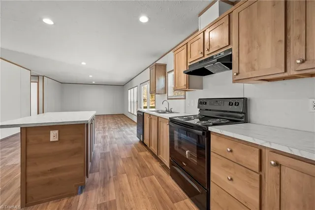 $289,000 | 220 Old Thomasville Road, Winston-Salem, NC 27107