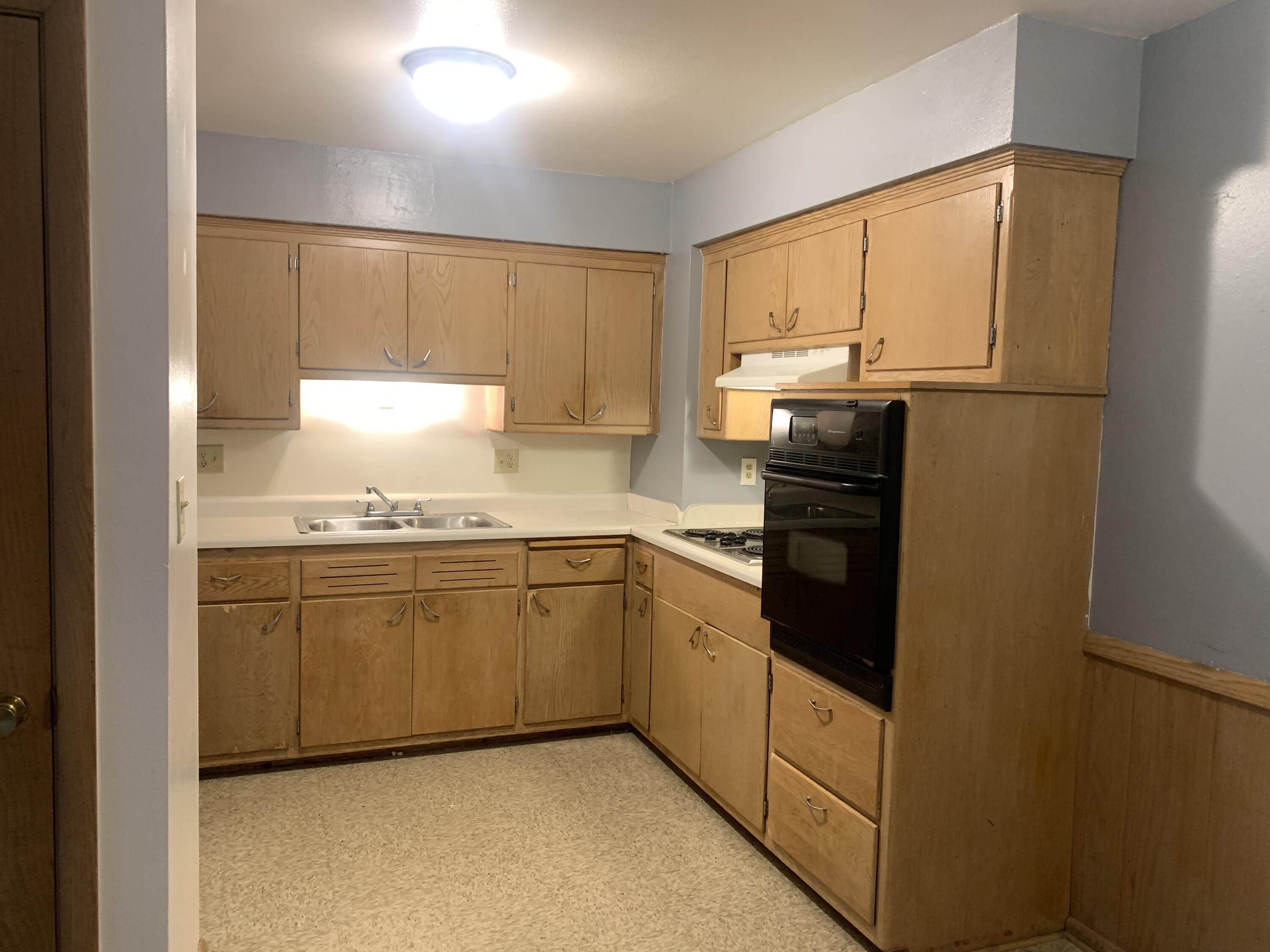 3536 South 77th Street, Unit 7 Milwaukee, WI 53220 - Photo 2 of 13 IMG_0038