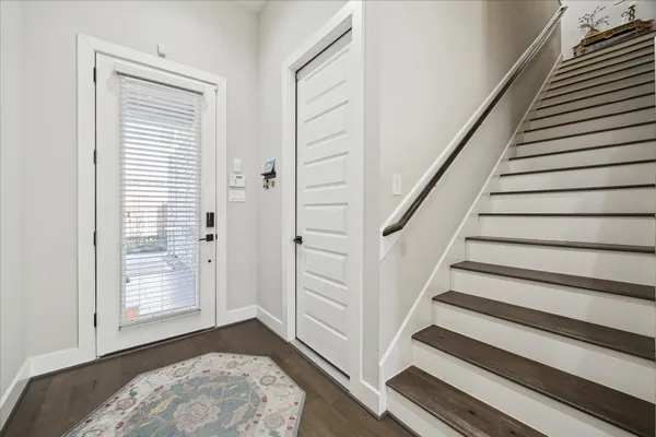 a view of an entryway with bedroom