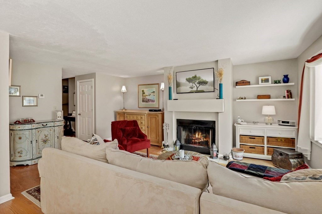 79 Stone Ridge Road, Unit 79 Franklin, MA 02038 - Photo 7 of 41 Gallery Image 7