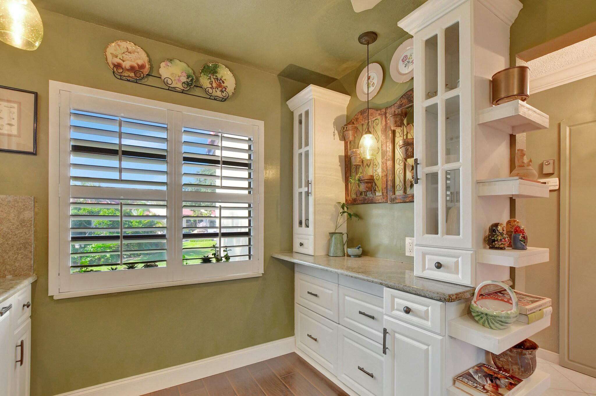 8305 Casa Del Lago, Unit H Boca Raton, FL 33433 - Photo 12 of 33 tempImageT3pVZf