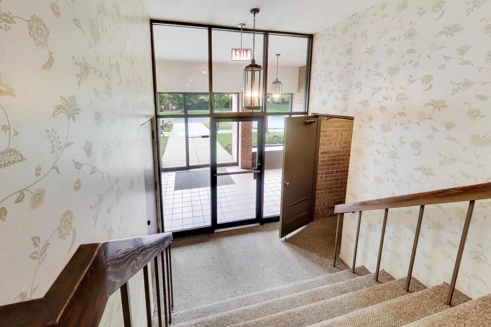 1066 Shermer Road, Unit 20 Northbrook, IL 60062 - Photo 22 of 27