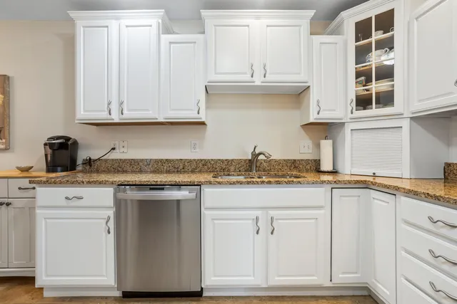 $265,000 | 2521 Windward Boulevard, Champaign, IL 61821